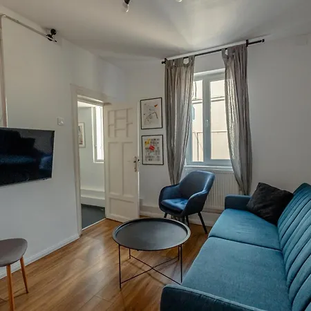 First Hostel Bukarest
