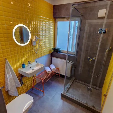 First بوخارست