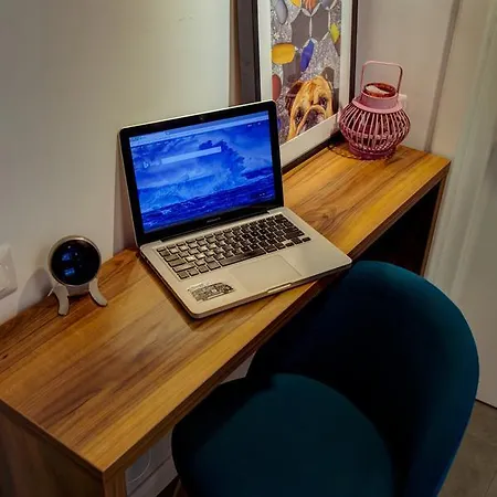 بيت شباب First