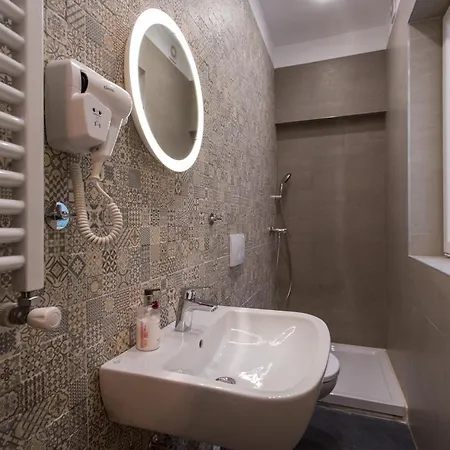 بيت شباب First *